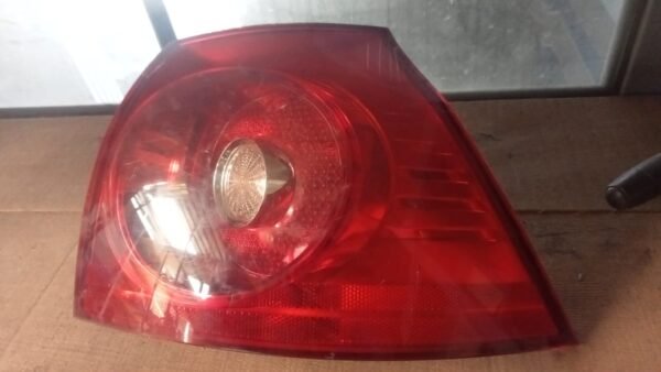 Feu Arrière Volkswagen Golf 5 2004