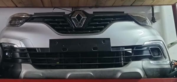 pare choc avant complet Renault Capture